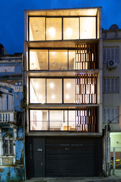 Casa Bronze / Urbanauta + Cantergiani+Kunze Arquitetos