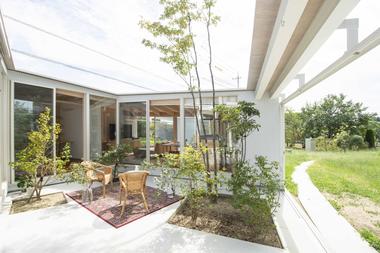 Rural House / Takayuki Kuzushima and Associates
