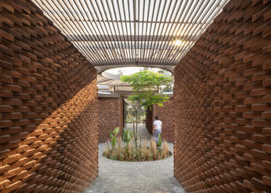 Gallery of UC House / Daniela Bucio Sistos // Taller de Arquitectura y Diseño  - 5