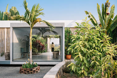 Gallery of Weekend Getaway / SAK Designs  - 1