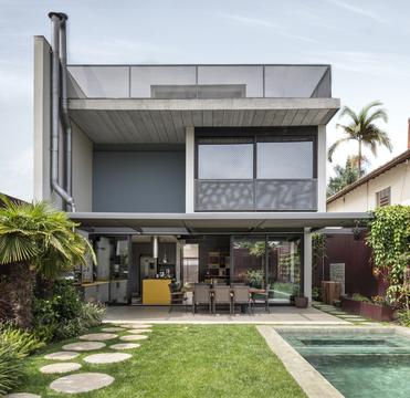 Casa Bolivar / ARKITITO Arquitetura