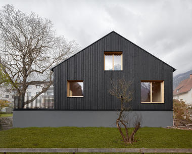 Gallery of House Mad of Spruce / MWArchitekten  - 1