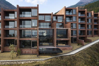 Gallery of Galleria Midobaru Hotel / DABURA.m Inc.  - 1
