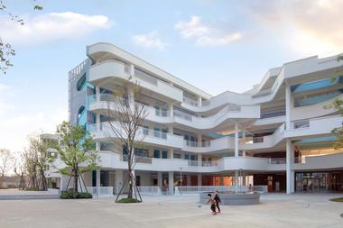 画廊 成都麓湖哈密尔顿学校幼儿园 / 非寻建筑  - 1