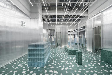 Tienda Geijoeng / Studio 10