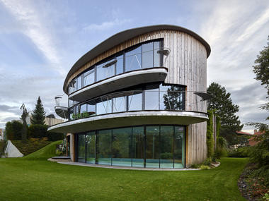 House by the Woods / Stanislav Fiala