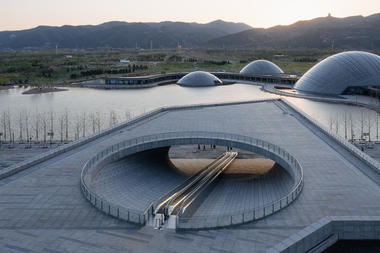 Jardim Botânico de Taiyuan / Delugan Meissl Associated Architects