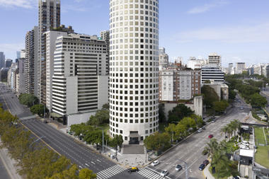 Concurso Nacional de Anteproyectos TORRE PROURBAN: Cerramiento perimetral y espacios exteriores