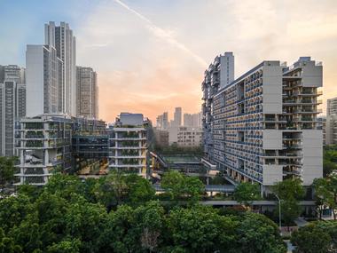 Gallery of Shenzhen College of International Education / Li Xiaodong Atelier   - 1