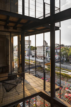 Galería de Edificio Yuno / ARQMOV Workshop  - 16