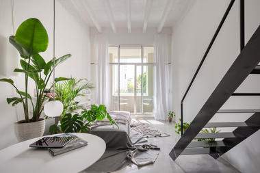 Loft ao lado da Igreja Azul / Kilo / Honc