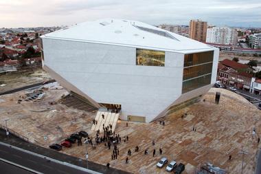 Galería de Las Obras de Arquitectura Contemporáneas más importantes según Vanity Fair  - 15