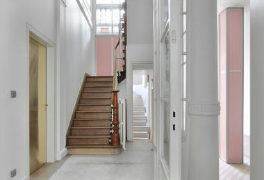 Maarschalk Gerardstraat 5 Studios / Eagles of Architecture