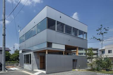 A House in Shimoaojima / Mizuno Architects