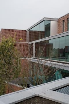 Gallery of VDAB Office Building / BOB361 Architects  - 9