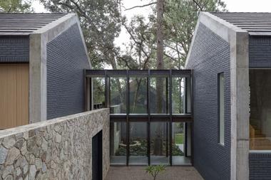 Casa la Mandarina / LVS Architecture