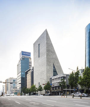 Herzog & de Meuron Completes its Concrete ST / Songeun Building in Korea 