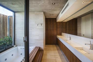 Galería de Casa Grava / Estudio PKa   - 11