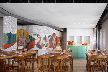 Gallery of Khachapuri & Wine Interior / Pravda Bureau + Elena Lokastova  - 1