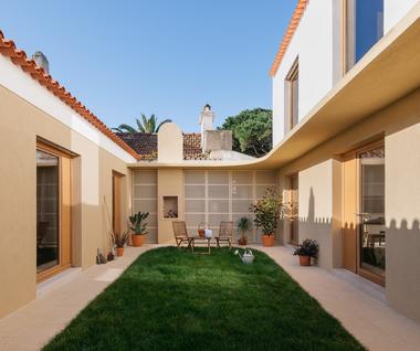 Casa Puppeteers / REDO architects