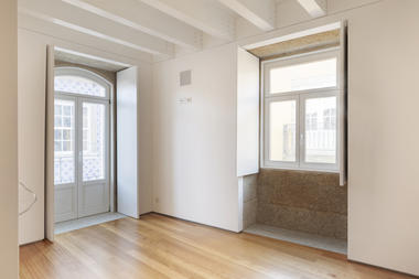 Galería de Rehabilitación de un edificio en Travessa do Ferraz / Paulo Freitas e Maria João Marques Arquitectos  - 3