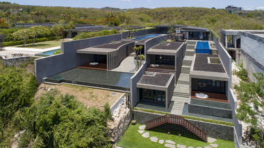 Bali Esperanza Villa Uluwatu / Jun Mitsui & Associates Architects
