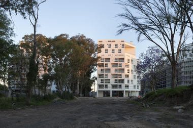 Viviendas para la Villa Olímpica Buenos Aires / Alonso&Crippa