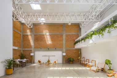 Community Space Karakórum 221 / Elipsis Arquitectos