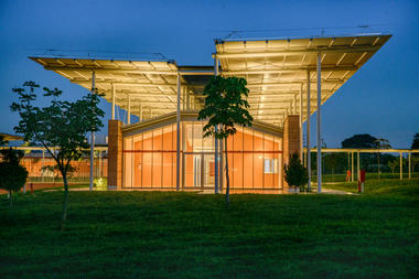 Galeria de Hospital de Cirurgia Infantil / Renzo Piano Building Workshop + Studio TAMassociati   - 18