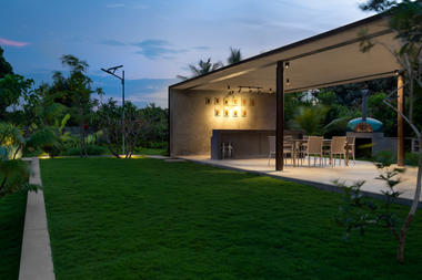 Gallery of Janapriya Residence / Keystone Architects  - 17
