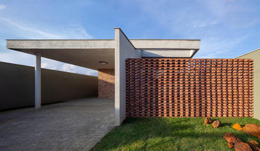 Casa do Vale / Gabriel Castro (MOBIO) + Marcos Franchini