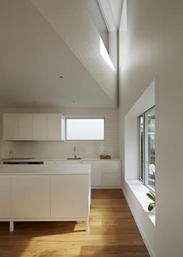 Galería de Casa en Riverview / Bennett and Trimble  - 13