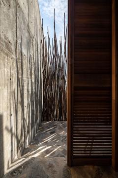 Gallery of Casa del Sapo / Espacio 18 Arquitectura  - 13