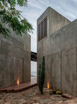 Gallery of Casa del Sapo / Espacio 18 Arquitectura  - 12