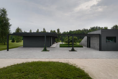 Gallery of KRM House / Open AD  - 1