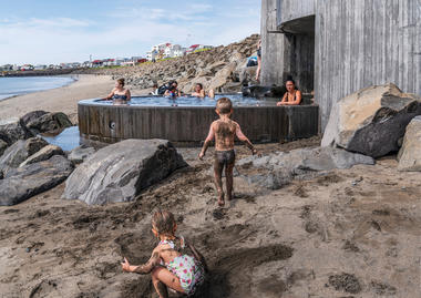 Galeria de Piscinas Termais Guðlaug / BASALT Architects  - 8