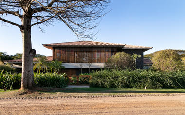 Casa Horizontal / MF Arquitetos
