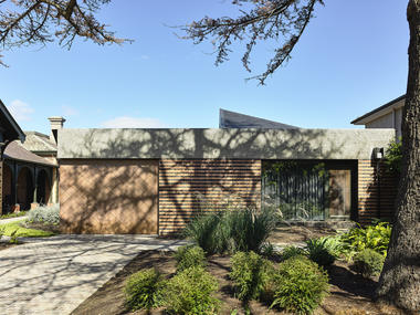 Casa Hawthorn / Kennedy Nolan Architects