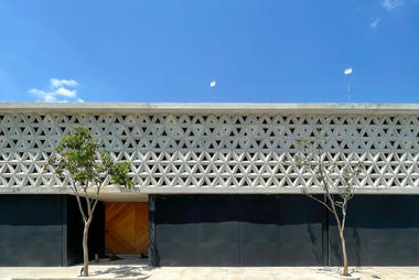 Casa Ananda / OWN