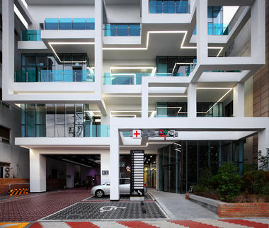 Gallery of Vertical Ocean / Maaps Architects  - 8