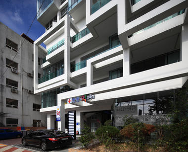 Gallery of Vertical Ocean / Maaps Architects  - 3