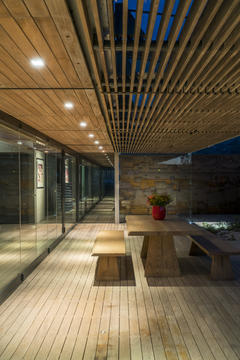 Gallery of Beachside Retreat / Jenny Mills Architects  - 13