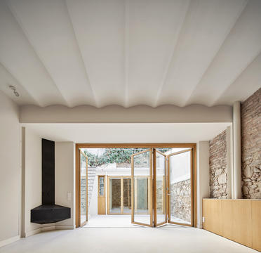 Casa Miquel / Septiembre Arquitectura