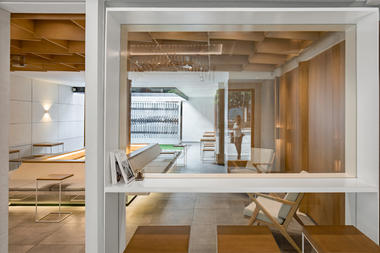 Gallery of Kisaku Coffee Shop / Seniman Ruang  - 14