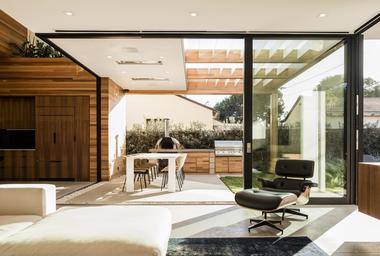 Galería de 15 casas con sus propios hornos a leña para pizza  - 8