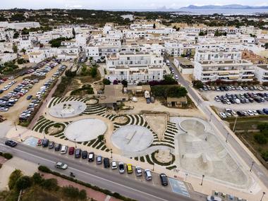 Gallery of Sports Complex in Sant Francesc Xavier / MCEA (Manuel Costoya Estudio de Arquitectura)  - 7