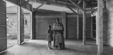 A Casa de Jajja: casas auto-construídas para mulheres em Uganda