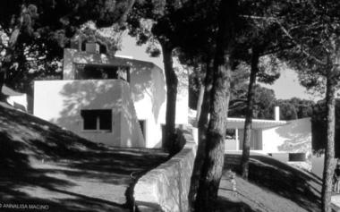 Galería de Clásicos de Arquitectura: Casa Ugalde / José Antonio Coderch  - 1