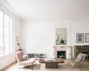 Gallery of Are Living Rooms Still Relevant? 16 Projects that Explore how these Private Gathering Spaces Adapt to Contemporary Architecture  - 7