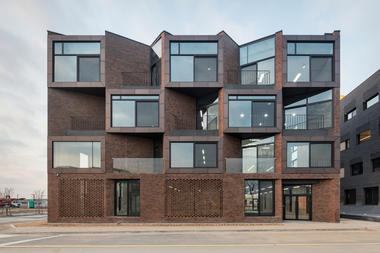 Zip Cinema / poly.m.ur